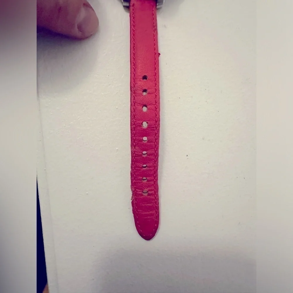 Fossil Brand Hot Pink Watch Adjustable Leather Strap Silver Watch Face Round - Picture 4 of 6